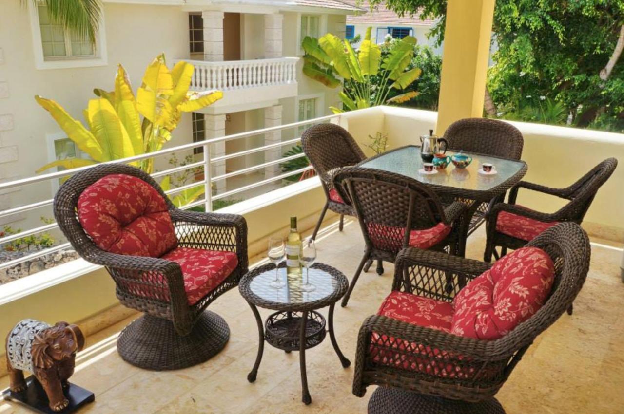 Tropical Villas At Los Corales Beach - Caribbean Rentals Fzco Punta Cana Eksteriør billede